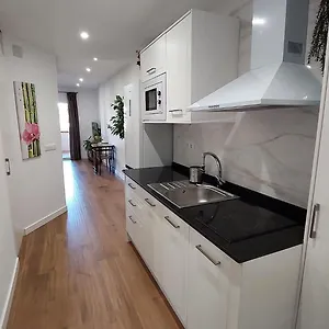 https://benalbeach-rr-suite.hotelsinnerja.org