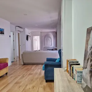 https://alojamientos-vacaciones-en-granada.es-andalucia.com